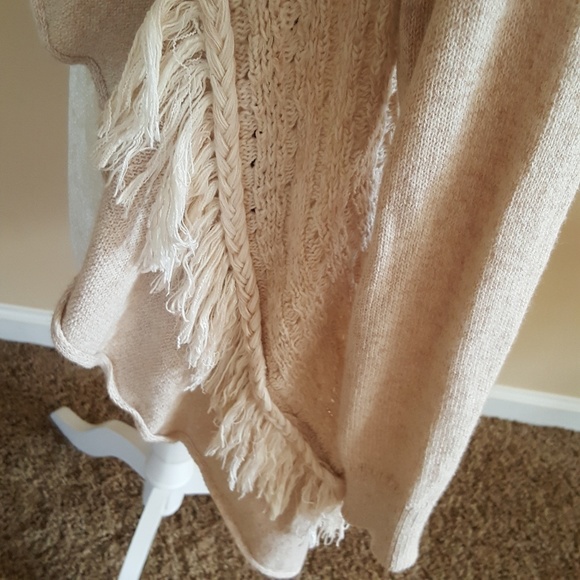 Anthropologie Knitted & Knotted beige sweater - Picture 8 of 8